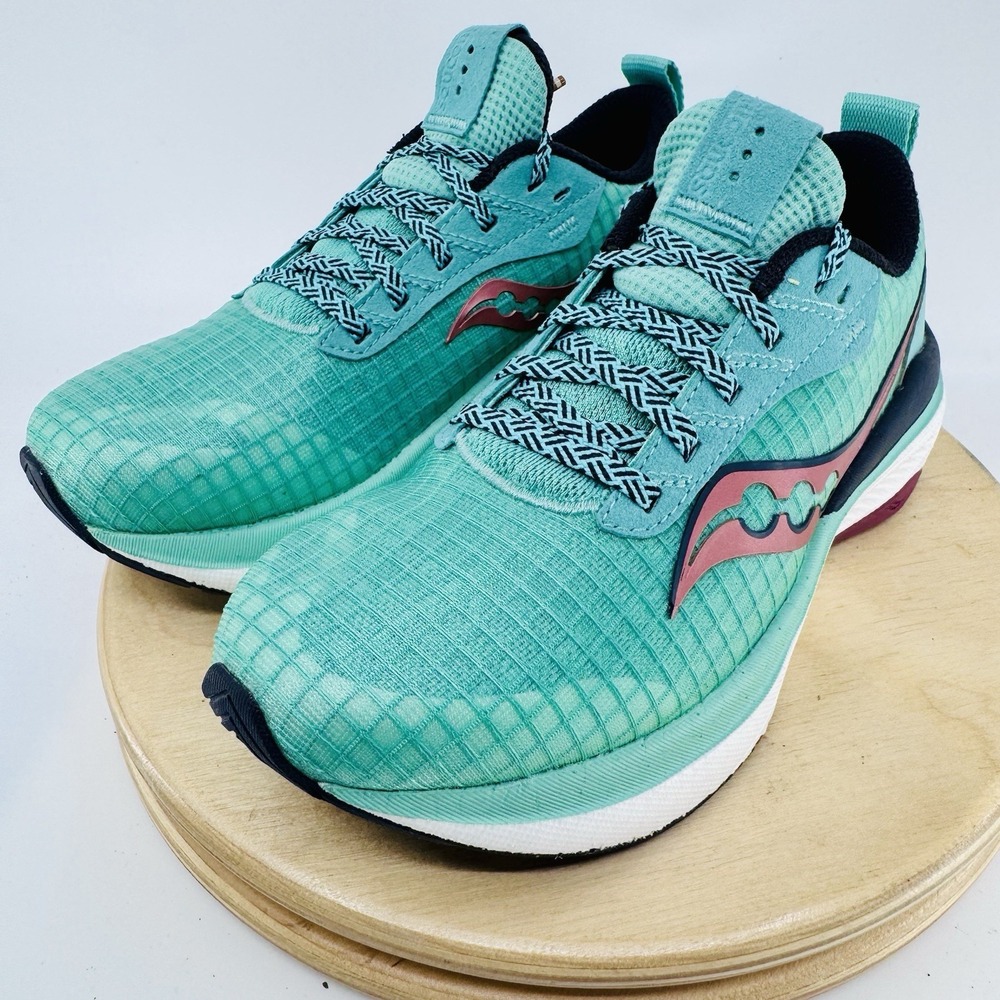 Saucony Freedom‎ Crossport Sprig Green Running Shoes Womens 5 Mint Sneakers NEW